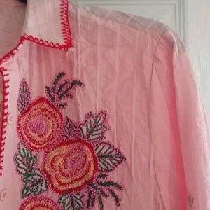 Boutique Plus Size Floral Button Up Blouse